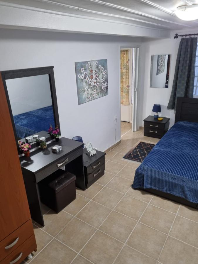 Titika's House Skiathos-Stadt