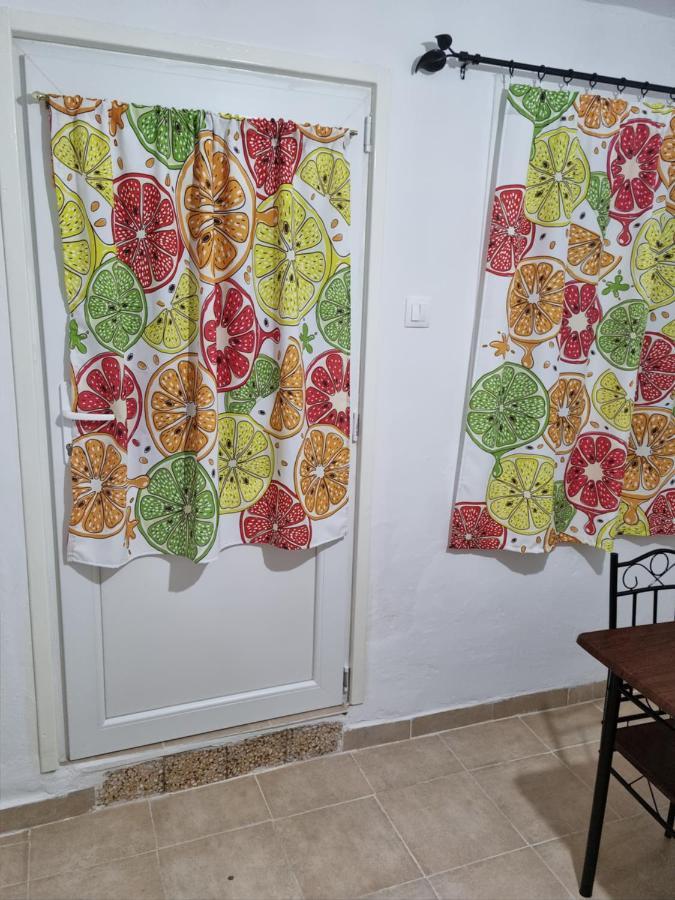 Titika's House Apartment Skiathos-Stadt